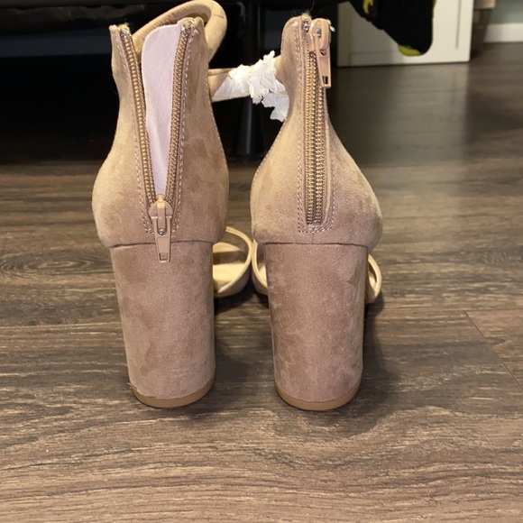Lulus Heels - Picture 3 of 4